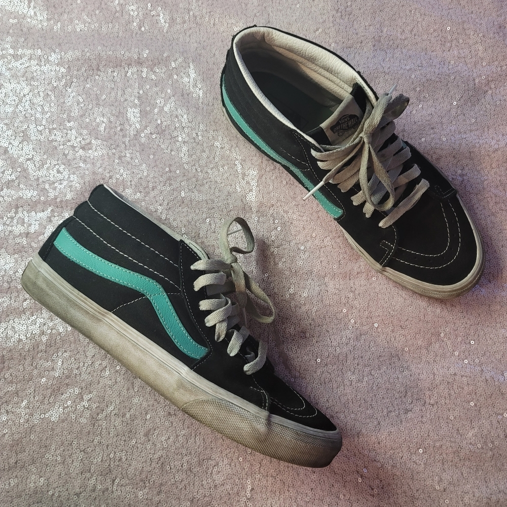 Vans Unisex Sk8 Mid Classic Sport Shoes - Black / Waterfall